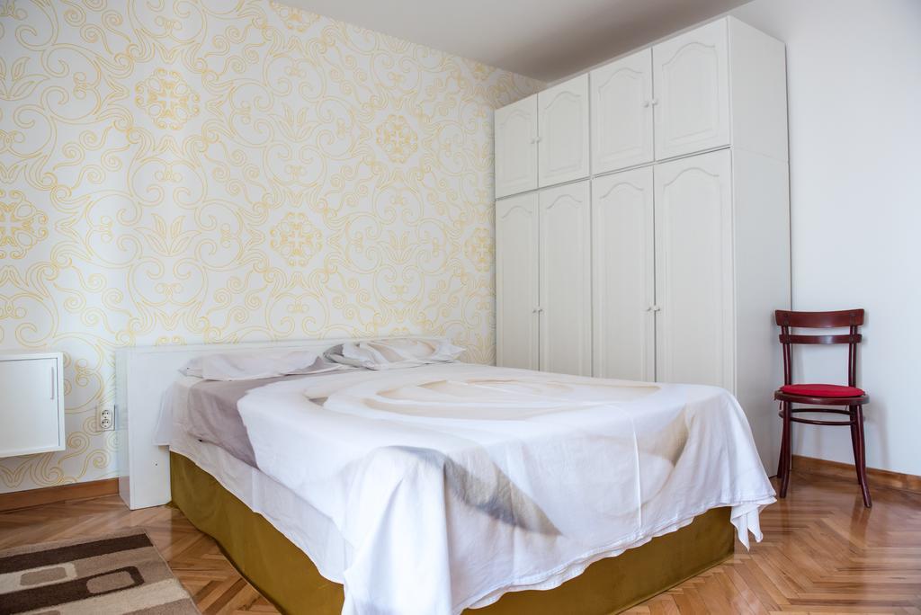 Apartment Marshall Resavska Belgrade Room photo